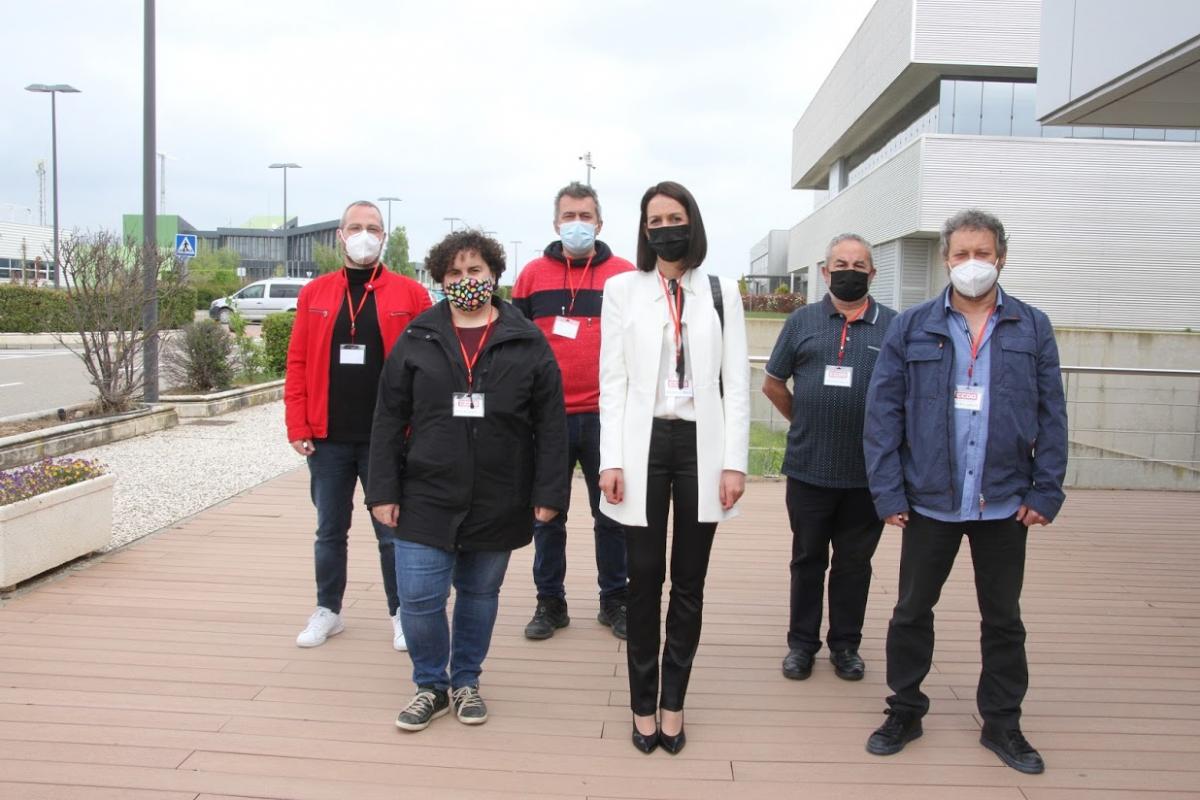 Parte de la nueva ejecutiva de CCOO Huesca. -Foto: Carlos Migliano